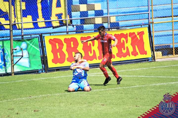 john92mendez's tweet photo. 🔥⚽️seguimos firmes 🔴🔵 https://t.co/fi75SMv6MJ