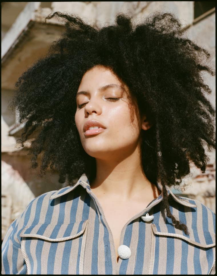 One who y’all may not know but who I absolutely adore  Lisa Kainde Diaz of  @IbeyiOfficial