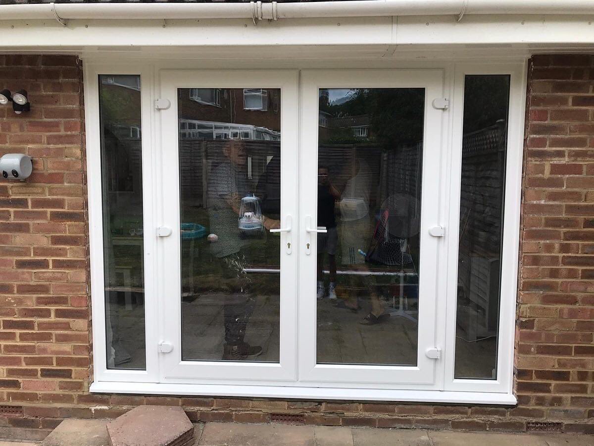 UFitSashWindows's tweet photo. A job in #Buntingford today✨ #FrenchDoors with side panels and a #CasementWindow supplied and fitted🌟 Call us for a quote on 020 7965 7299📲 #windows #doors #doubleglazing #newwindows #upvcsashwindows #renovation #ukbuilders #sashwindows #upvcsashwindows #londonbuilders #reno https://t.co/VZKk9Ibj6z