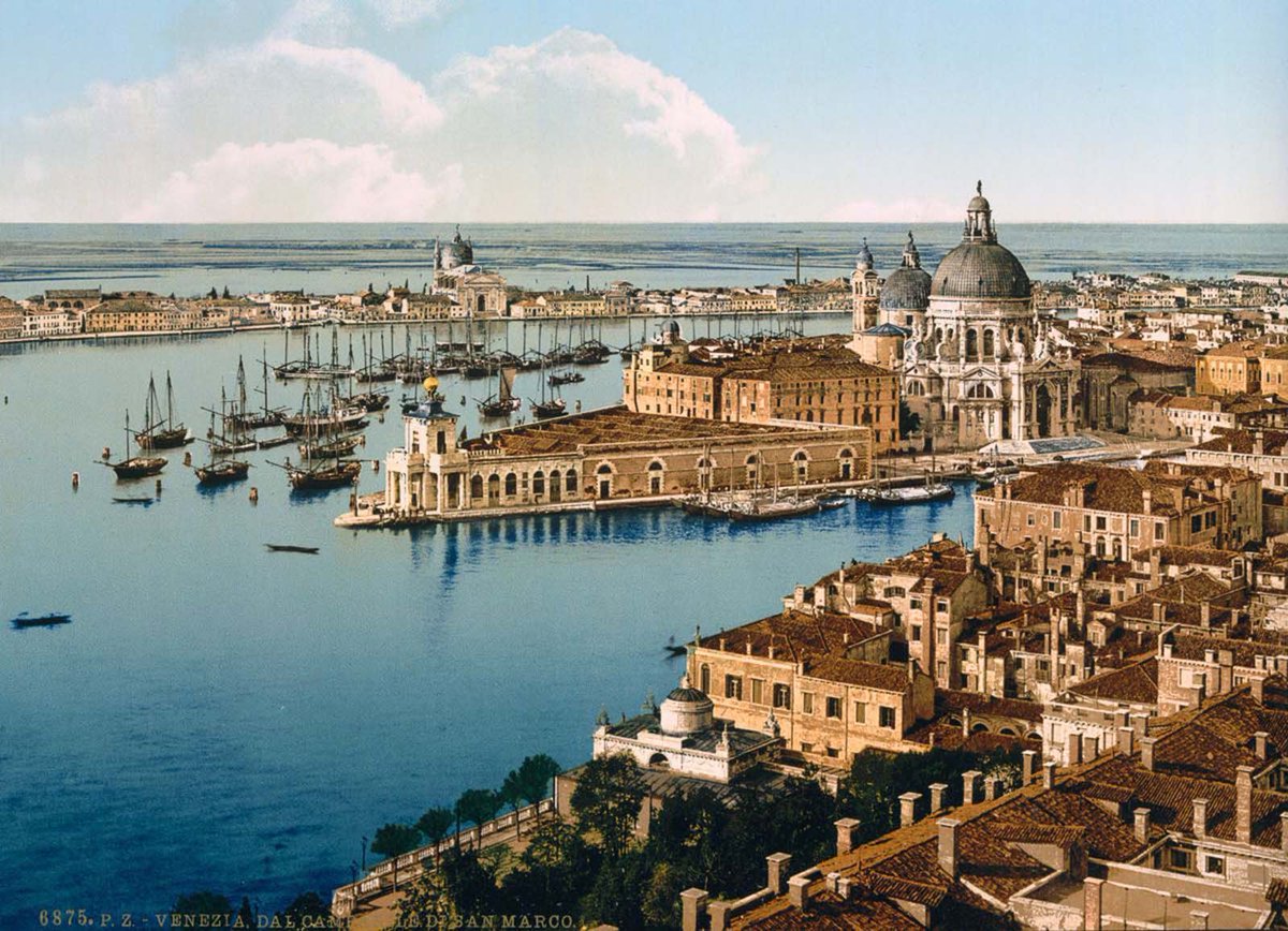 Venice 1890. Beautiful old color images. (1/5)Processed and coloured using Photochrom, are ink-based images produced through the direct photographic transfer of an original negative onto litho and chromographic printing plates