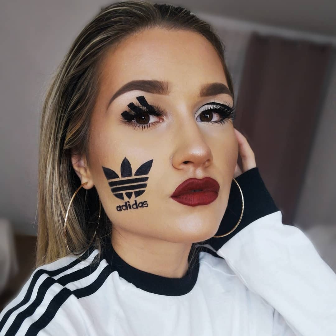 MakeupMgale's tweet photo. @MMMMITCHELL @made Maybe me? 👉👈
It would be a dream! 🥺🥺
@MMMMITCHELL https://t.co/XzW4TTLoy3
