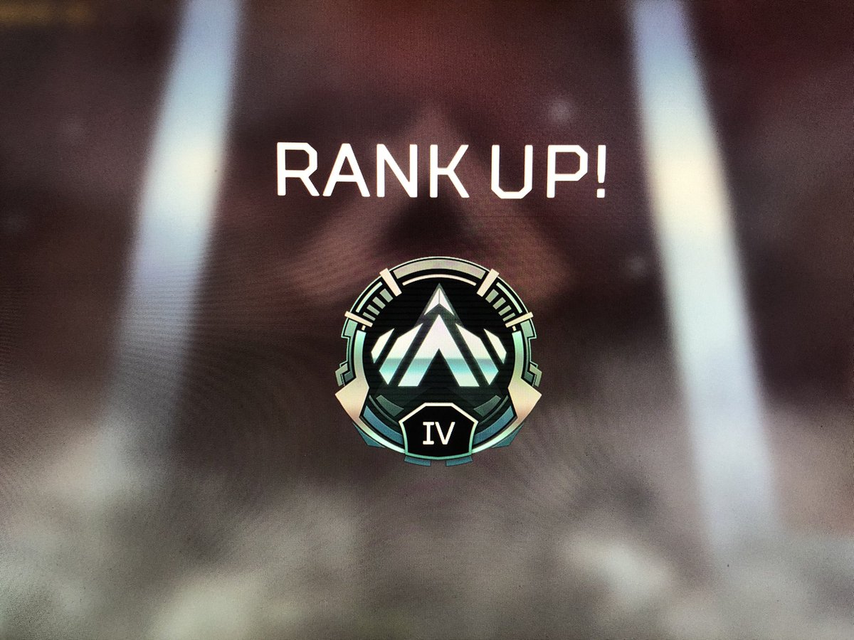 amikuko's tweet photo. Finally hit plat 4 at the end of @PlayApex mid season. Time to do it ALL AGAIN!!! #rank #plat #apexplat #platplayer #competitive #apexgrind #proud #happy #success #Apex https://t.co/QFukIez7Zq
