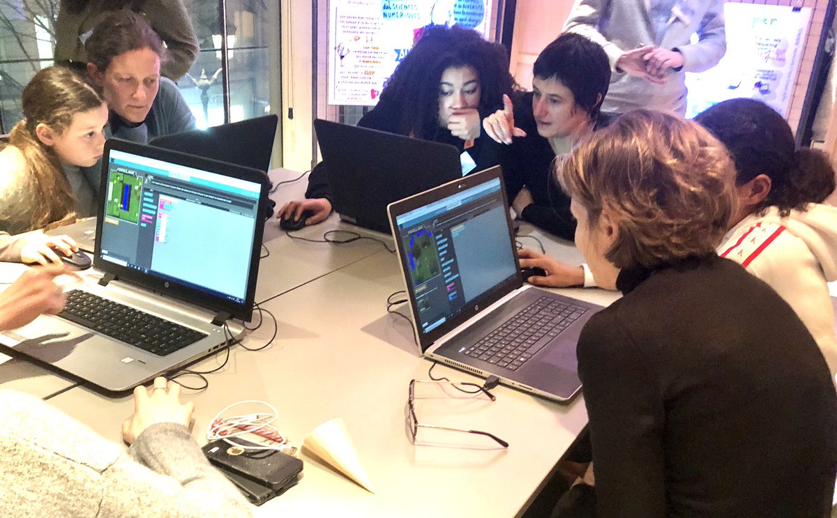 SANDDELA's tweet photo. Le 14 octobre ne manquez pas la 2e édition de l’événement WOMEN &amp; GIRLS IN TECH ! #WomenInTech Avec @ENGIEgroup @digital_ladies @fbardeau @becomtech @diptychander pour mobiliser 2 générations ! Nous allons recréer les moments physiques en distanciel #souvenir 2019 @BNPParibas https://t.co/h2kKfj5BjH