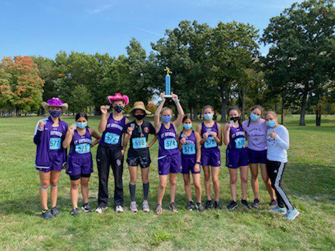 SCAwixom's tweet photo. When you support #SCAathletics with your time, talents, or treasures, you support winning opportunities for our #STARS! ⭐️💜 If you couldn't make it to #ForetheSTARS in person today, you can still help by donating at https://t.co/JcDDJyFhfT https://t.co/fqMd5QhtLz