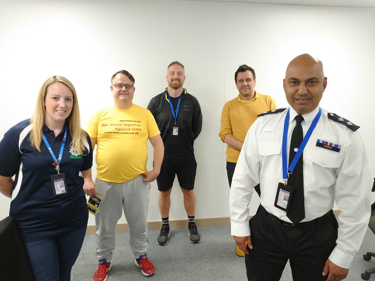 HaqueAbs's tweet photo. #MondayMotivation Preparing for #NationalHateCrimeAwarenessWeek at @MPSLewisham police station Big thanks 🙌 to our cadets, MPS volunteers, MPs Hate Crime Coordinators &amp; BCU Commander @MPSLewishamVPC @NationalVPC @NationalHCAW @MPSHackney @Gthing787 @RebabNor @IBVprev @EBKN13 https://t.co/oZphbyM1W3