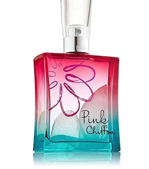 Pink chiffon perfume oil.Size- 20ml Longevity- 48hrs and morePrice- 5,500 naira