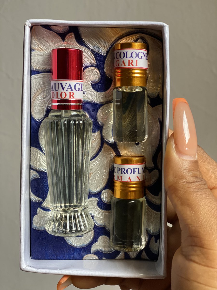 Sauvage Dior perfume oil.Size- 20ml Longevity- 48hrs and morePrice- 5,500 naira