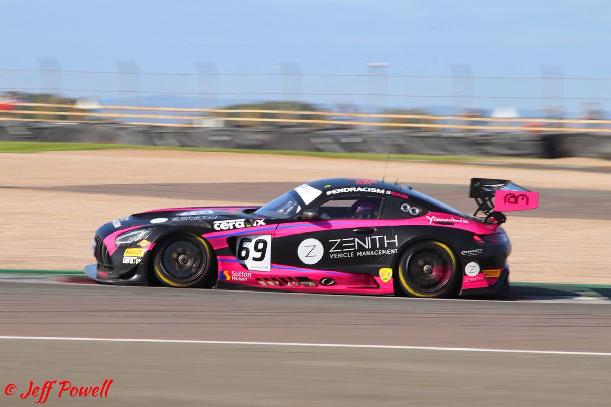 _Jeff_Powell's tweet photo. @DoningtonParkUK @BritishGT Race Winners. @RamRacingCom @pkujala & Sam De Haan - Part 1 🏁🍾🏆 #doningtonpark #britishgt #intelligentmoney #ramracing #patrickkujala #samdehaan #racewinners #motorsport #motorsportphotography #canonphotography #jeffpowell https://t.co/LgXOi57KAZ