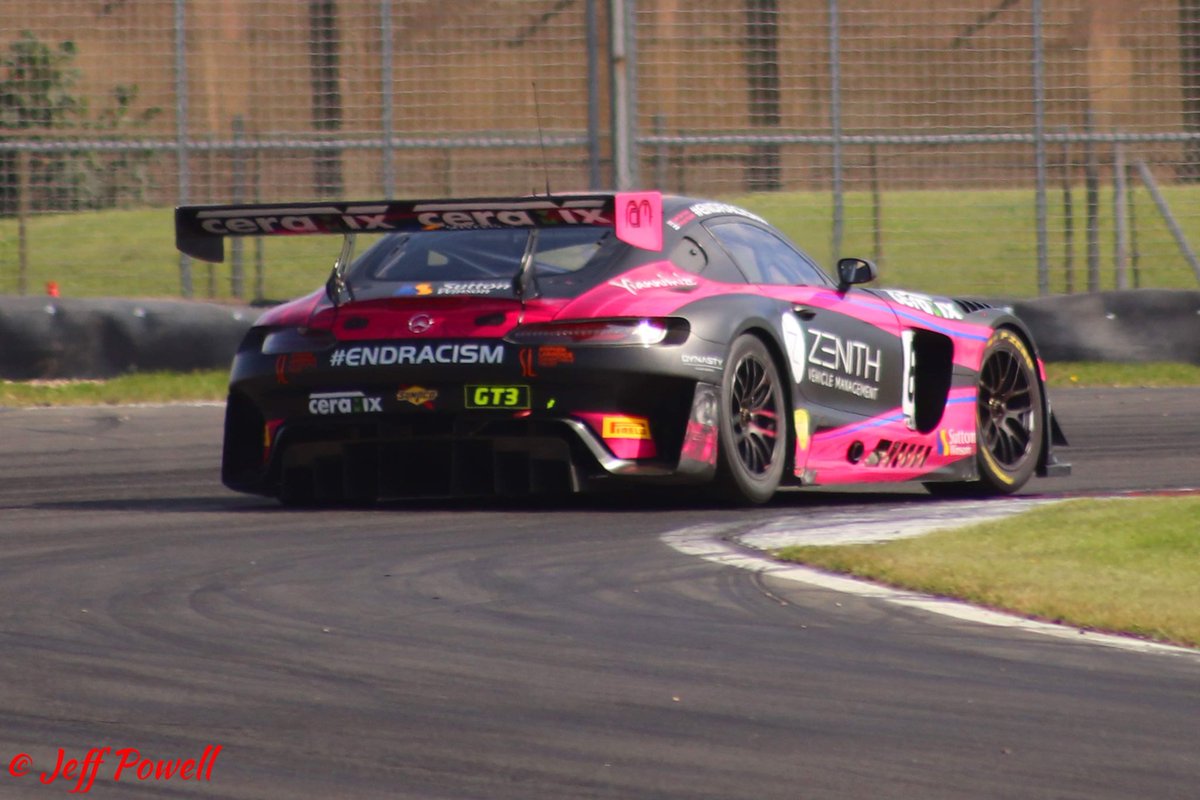 _Jeff_Powell's tweet photo. @DoningtonParkUK @BritishGT Race Winners. @RamRacingCom @pkujala & Sam De Haan - Part 2 🏁🍾🏆 #doningtonpark #britishgt #intelligentmoney #ramracing #patrickkujala #samdehaan #racewinners #motorsport #motorsportphotography #canonphotography #jeffpowell https://t.co/l7aMO8uzyQ