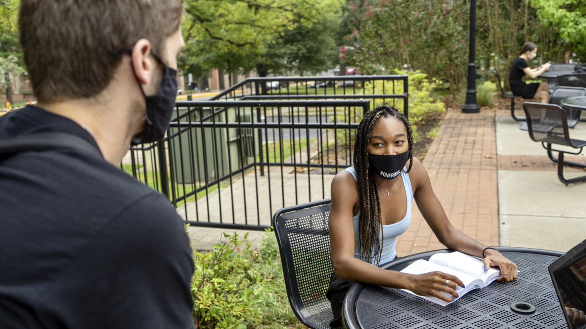LindenwoodU's tweet photo. As we enter our 4th week back in the classroom, remember to keep looking out for each other! #RoaringReturn https://t.co/zaP0pDnrjm