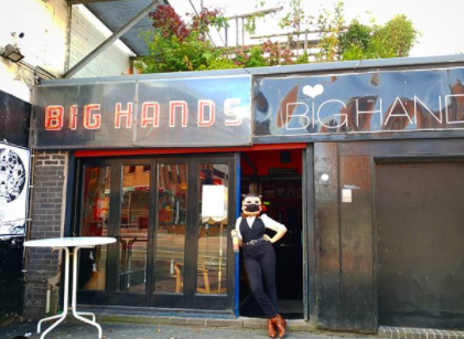 OxRdMcr's tweet photo. Returning to the Corridor this month is everyone's favourite, @BigHandsBar. Known for its great beer and even better music taste, the Corridor has gotten a lot more lively - and we absolutely love to see it! And remember, science is real, wear a mask! ❤️ https://t.co/8zQ2tSsMNq