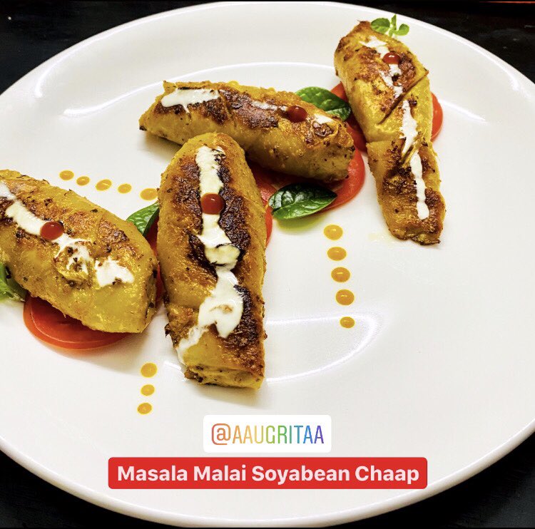 chefshivghosh's tweet photo. One of the famous Veg snacks of the Indian Cuisine and mostly liked in North Indian region. #MasalaMalaiSoyabeanChaap It’s like a non veg for vegetarians, it’s creamy texture make it famous #Aaugritaa #Chaap #Yummy #HomeCooking #HomePresentation #Foodie #Chef #ChefTalks #VegMenu https://t.co/2JB4iO0Oi5