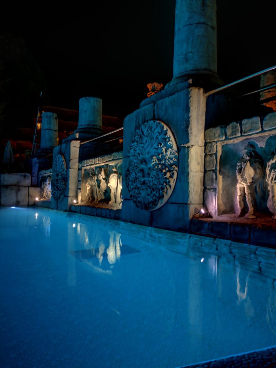 XanaduHotels's tweet image. 🧜‍♂️
⠀⠀⠀⠀⠀⠀⠀⠀⠀⠀⠀⠀
#xanaduhotels #xanaduresort #zeroentrypool #poolbynight #pool #night #nightphotography #holiday #belek #antalya