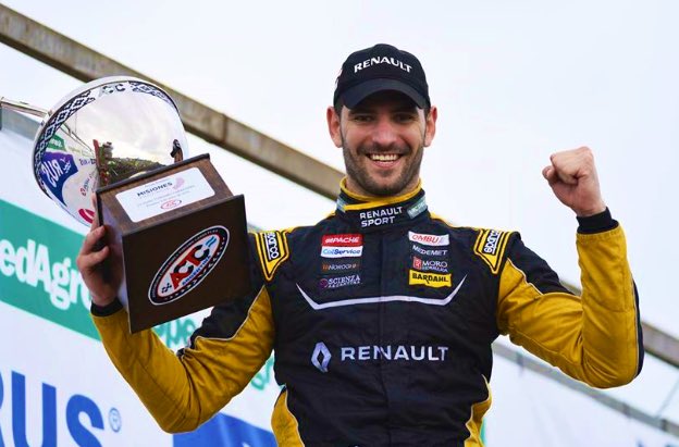 heragu2002's tweet photo. “FLACO” @FacundoArdusso 🐺💪💥andá preparando la mira telescópica y el traje de “LOBO” porque lo próximo que te vas a “DEVORAR” es el 1 del Turismo Carretera @actcargentina 🇦🇷 #TorinoTeam 💛🖤🐃 @RenaultSportARG @Trottaracing @RenaultArg #EspirituRS 🔥🔥🔥☝️💯@alejandroreggi https://t.co/76Pn9na16S