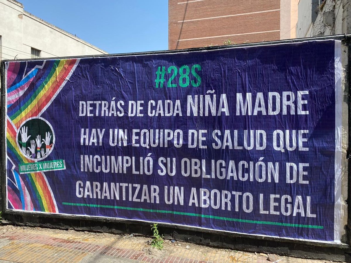 LeandroFlocco's tweet photo. Detrás de cada niña madre...

...hay un VIOLADOR que queda impune ante el reclamo sesgado e ideológico de un grupo mercenario de feministas que quiere, a través del triste hecho, legitimar el aborto

Persigamos al violador y resolvamos el tema de raíz

#NoHablenPorTodas https://t.co/dkRGhGlmo1