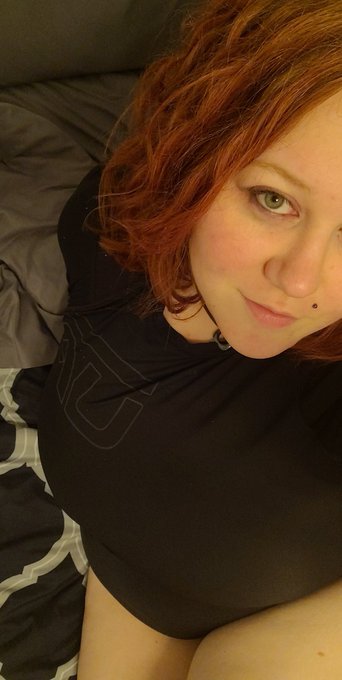 Its been a long boring day at my regular job so far be online hopefully around 8pm tonight make plans<a href="/tag/camgirl"class="tags"><span>#camgirl</span></a><a href="/tag/chaturbate"class="tags"><span>#chaturbate</span></a><a href="/tag/onlyfans"class="tags"><span>#onlyfans</span></a><a href="/tag/premiumsnap"class="tags"><span>#premiumsnap</span></a>