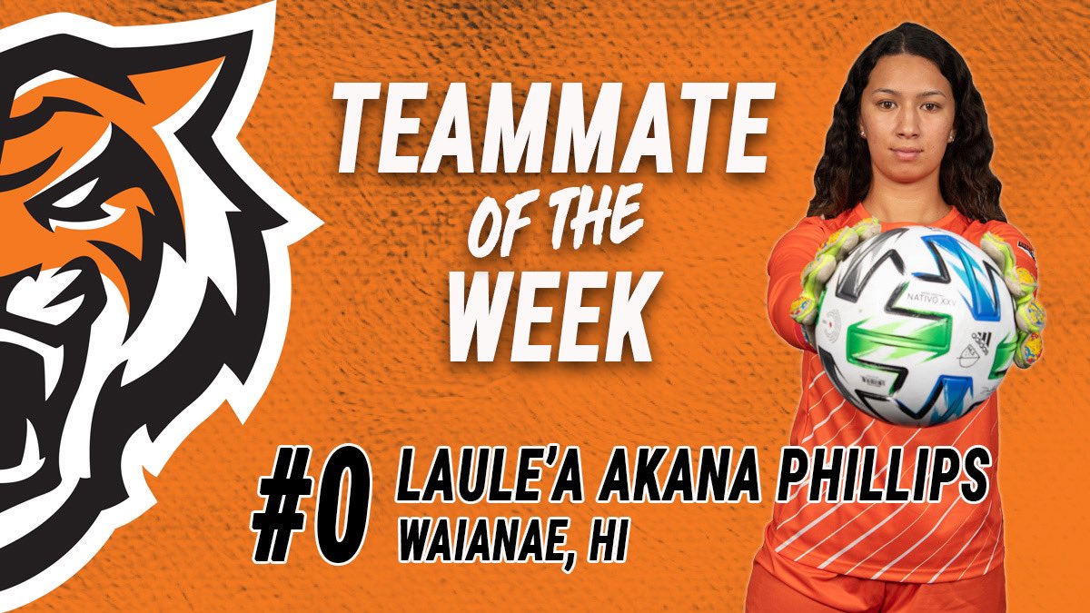 IdahoStateSoccr's tweet photo. It might not be a regular fall but we COMPETE every day at practice 💪🏻. Bengals of the week for Sept 21-27 are Michaela Didericksen &amp; Laule’a Akana-Phillips. https://t.co/1wfApt2sjD