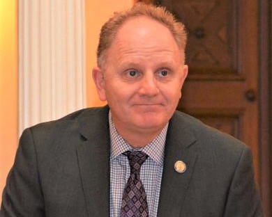 NJ Assembly Democrats (@njassemblydems) on Twitter photo "Here in NJ, we value the service of our military members and veterans.” - <a href="/AnnetteQuijano/">Annette Quijano</a>, <a href="/AswTucker/">Assemblywoman Cleopatra Tucker</a> & <a href="/DeAngeloLD14/">Wayne DeAngelo</a> on their bill to exclude military combat zone pay from New Jersey income tax being signed into law today: bit.ly/34aga0M "Here in NJ, we value the service of our military members and veterans.” - <a href="/AnnetteQuijano/">Annette Quijano</a>, <a href="/AswTucker/">Assemblywoman Cleopatra Tucker</a> & <a href="/DeAngeloLD14/">Wayne DeAngelo</a> on their bill to exclude military combat zone pay from New Jersey income tax being signed into law today: bit.ly/34aga0M