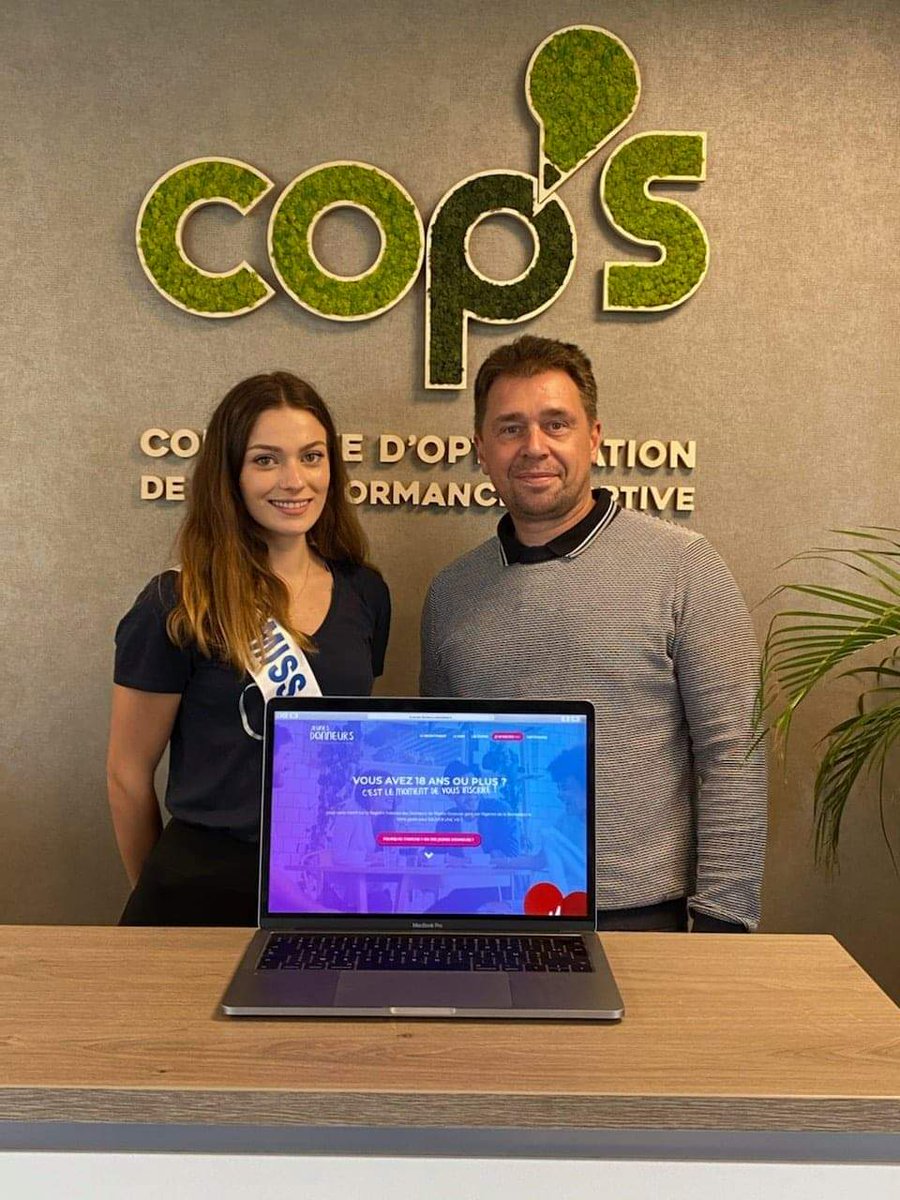 MISS DOUBS NOUVELLE "VEILLEUSE DE VIE"
Très sensible au monde qui l'entoure, solidaire et engagée, Anastasia Miss Foibs s'est inscrite au Don de <a href="/moelleosseuse/">Veilleurs de Vie</a>
Elle intégre le registre pour un jour peut-être sauver une vie
Si vous souhaitez vous informer franchecomte.lasapaudia.com