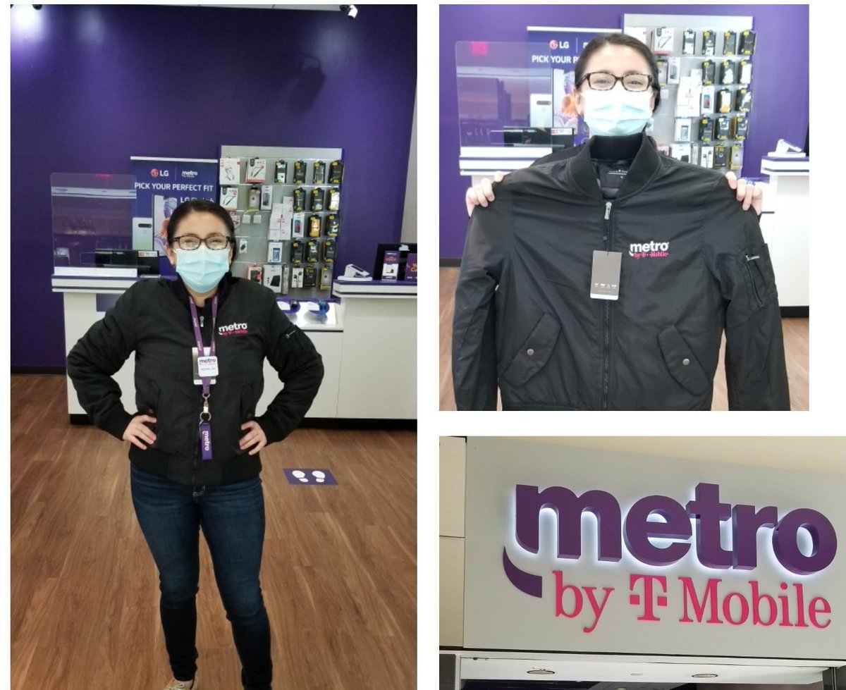 Kelly,

Thanks for the hard work and super attitude. “You're a Rockstar, thanks for bringing incredible energy every day!” Come see Kelly and her amazing <a href="/MetroByTMobile/">Metro by T-Mobile</a> Team at Dulles Town Center Mall. 
<a href="/SellPhones4/">EB</a> 
#CrownOfTheMidAtlantic
