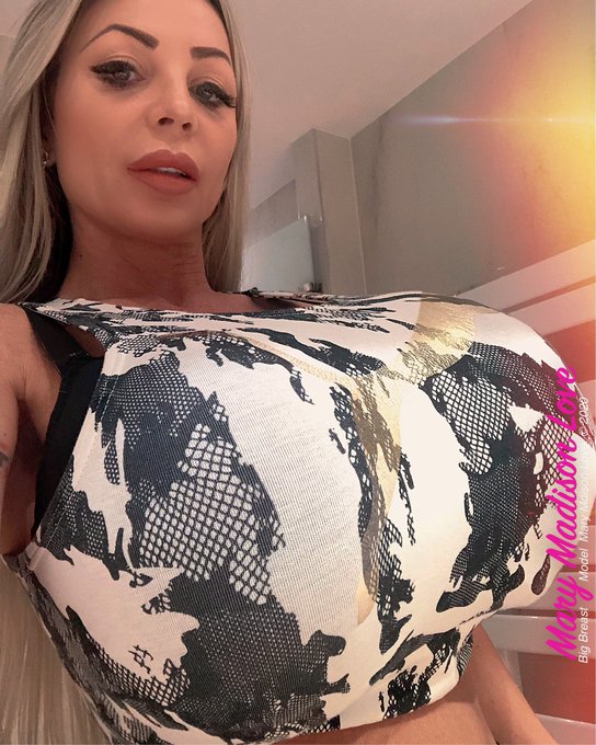 🌸G🏀🏀d evening everyone ♥️♥️♥️ #marymadisonlovestory #gym #bodytransformation https://t.co/c0vkyHZ7kr