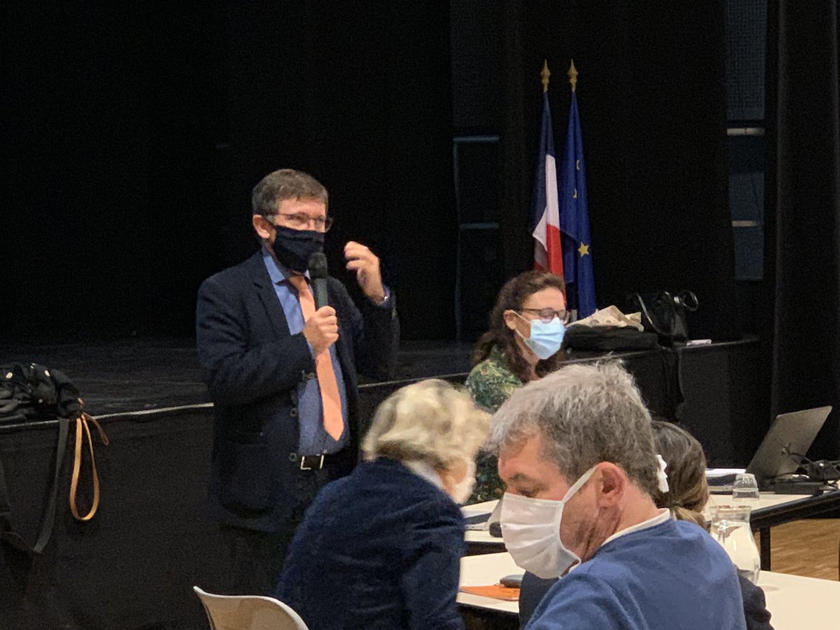 baugeenanjou's tweet photo. Lancement du séminaire de la municipalité de Baugé-en-Anjou. 70 élus sont réunis ce soir pour travailler sur des projets communaux. @chalopinbauge rappelle les fondamentaux et les orientations du mandat #cohesion #modeprojet https://t.co/EiXLFbDjnI