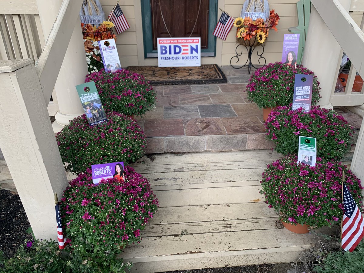 Roberts4Ohio's tweet photo. I stopped to welcome a new neighbor who had put up a @JoeBiden sign as they moved in. I offered him lit for @ShannonFreshour, @ForSwartz, @tonyeufinger, LeighAnn Moots, and me. He said he had donated to my campaign this morning. Join him in supporting me: https://t.co/scdDvW3lvs https://t.co/r4RdCHpRb8