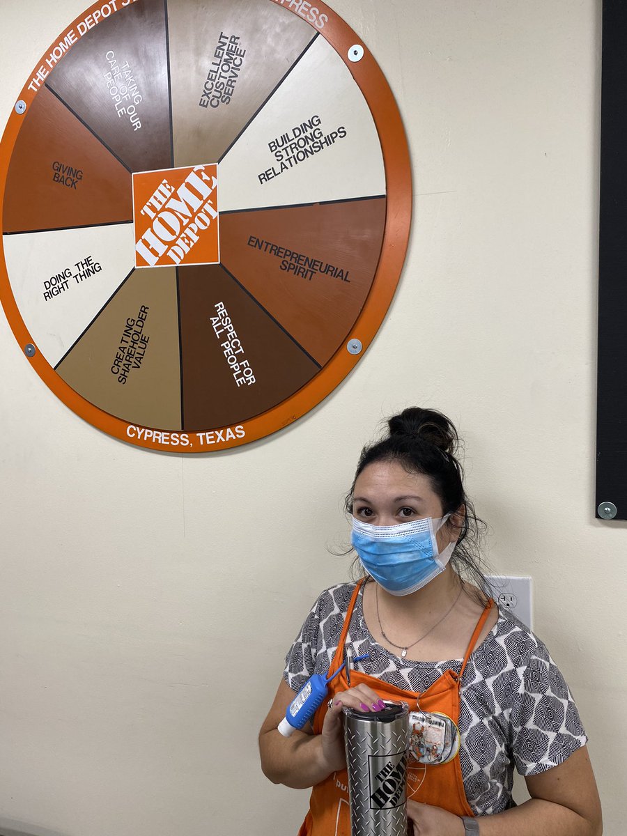 AaronM6586's tweet photo. Congratulations to 6586 lead generation winners for September!!!
1st place Krysta, a flooring specialist. 2nd place Erika, a flooring specialist. 3rd place Dalton, plumbing DS. Great job team. Keep it up! @MejutoAllen @Torres_Jimmy01 @THDKami @BordelonAaron https://t.co/1ZzHUPBOGK