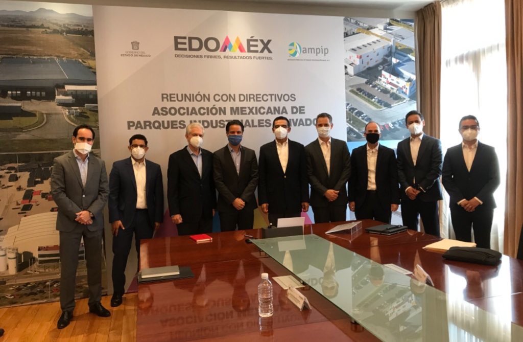 EnriqueJacobR's tweet photo. Este es un momento clave para apoyar a desarrolladores y empresas en su instalación en la entidad de una manera mas ágil. Desde el @Edomex a través de la @SedecoEdomex la @AMPIP tiene nuestro respaldo para consolidar importantes proyectos que tienen en puerta en nuestra entidad. https://t.co/mXeLpMy1au