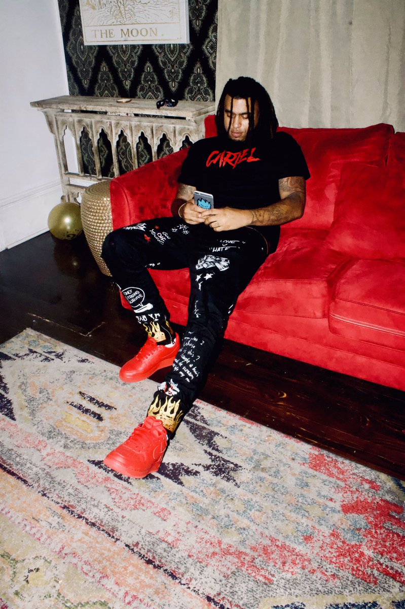 larixkiegod's tweet photo. she call me Mr. Make Shit Happen, because I really make shit happen! https://t.co/5V3gksX5JD