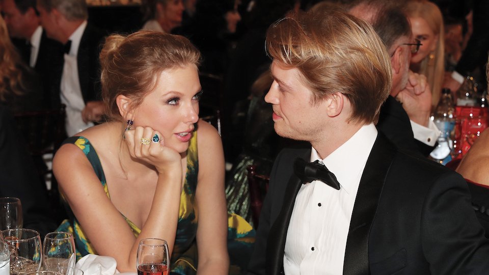 Taylor Swift and Joe Alwyn's relationship through her songs: a real Love Story.