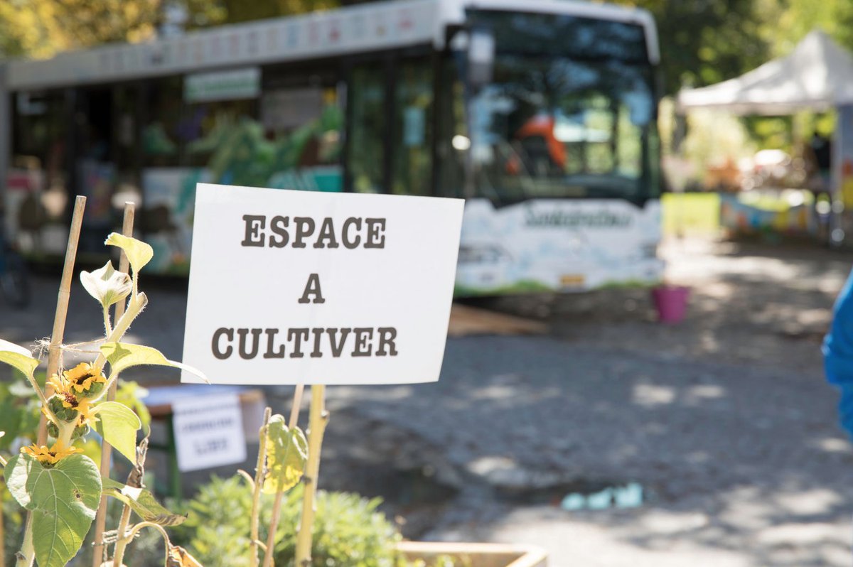 alternatibalem's tweet photo. Plus de 150 stands des acteurs de la Transition et un public venu nombreux malgré le froid samedi au Parc des Bastions 🥶 Un grand #merci à nos partenaires et vous tous pour votre soutien & votre engagement à nos côtés💚💪 Plus d'images à suivre 📸 #Altlem https://t.co/ipF3JYSmWH
