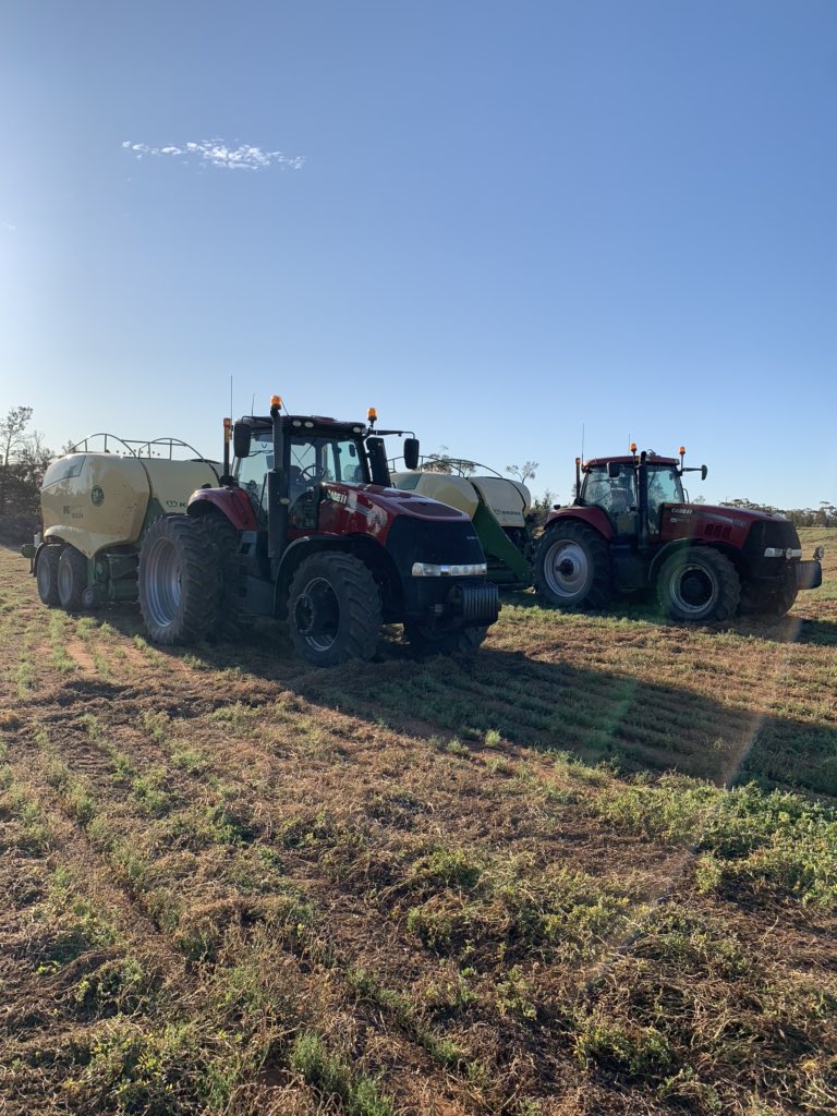 First bricks of season out today at Patchewollock. Will have two 8 string krones in the mallee area over the next few months, give us a call we might be able to help.
Brent: 0427305711