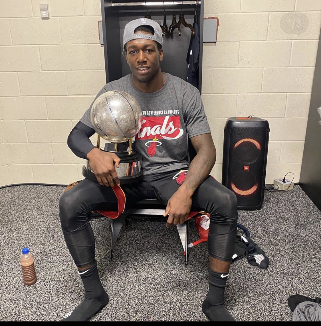 BallisLifeCHI's tweet image. Started in Chicago Public League! #NBAFinals