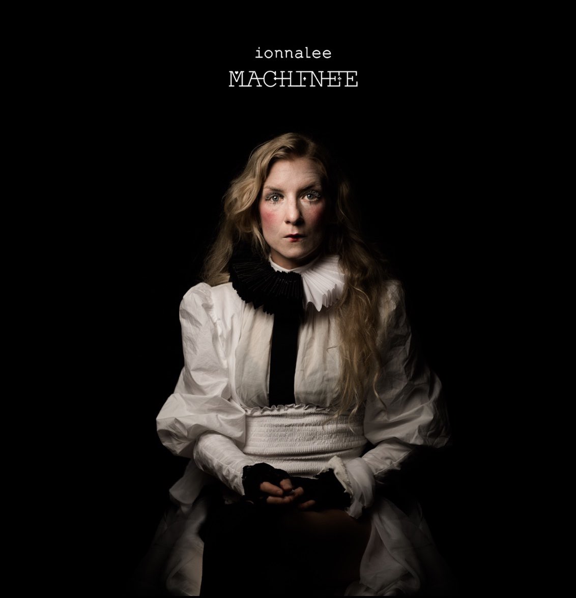 paulinapopluv's tweet photo. #MondayMood #Machinee #NewMusic @ionnalee @_iamamiwhoami_ https://t.co/OW2vZwvMHJ