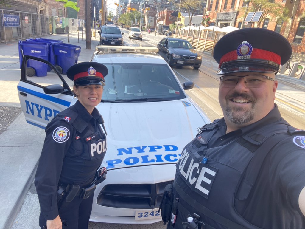 TrafficServices's tweet photo. While out doing enforcement we found some #NYC cars that wondered out of their jurisdiction. If you were worried about a lack of new films, we’ve been told that there’s lots of #Toronto produced content coming our way! @TorontoPolice @TPScott_baptist @TDotCop @cityoftoronto https://t.co/FKJp0cdoc6