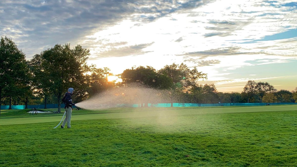 WGAESF's tweet photo. Where will the Evans Scholarship take you?

It took Penn State Evans Scholar Chase Skrubis to Winged Foot Golf Club where the Turfgrass Science major is interning until December. Chase worked 115-hour weeks leading up to and during the 2020 U.S. Open. https://t.co/nMFjBSihfx