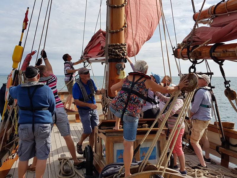 Pilgrim of Brixham (@pilgrimbm45) on Twitter photo Ahoy #Torbay_hour Pilgrim calling. 2020's Covid limited sailings are almost complete, now it's about #sailing in 2021 and we need local #volunteer crew trainees. Details here: bit.ly/BM45Crew2020 It could be the making of you! <a href="/Brixham/">Brixham</a> <a href="/EnglishRiviera/">English Riviera</a> <a href="/rivierafm/">Riviera FM</a> #heritage Ahoy #Torbay_hour Pilgrim calling. 2020's Covid limited sailings are almost complete, now it's about #sailing in 2021 and we need local #volunteer crew trainees. Details here: bit.ly/BM45Crew2020 It could be the making of you! <a href="/Brixham/">Brixham</a> <a href="/EnglishRiviera/">English Riviera</a> <a href="/rivierafm/">Riviera FM</a> #heritage