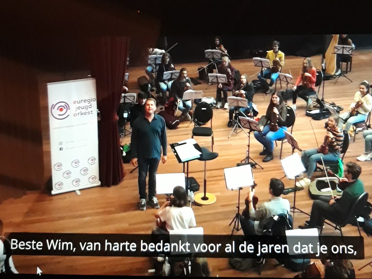 EuregioJeugd's tweet photo. Het EJO kwam eindelijk weer bij elkaar en nam een dankboodschap op voor Wim vd Donk, aftredend comm.vd.Koning @Brabant https://t.co/8zHr4eU7HI https://t.co/1zLhjPQ5WJ