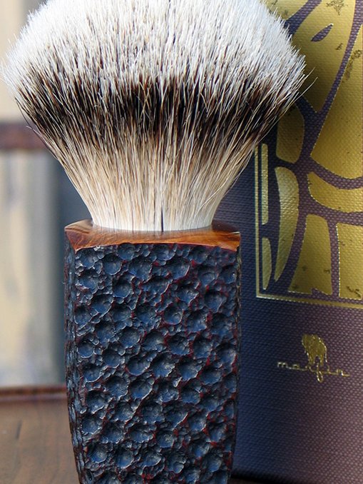 NEW. Marfin #shavingbrush n. 437. Handcrafted in Italy. Available in our online store. #traditionalshaving #rasagetraditionel #rasiermesser #afeitadoclasico #gentlemanstyle #madeinitaly #shaveoftheday #marcofinardi #marfinshavingbrush #bespoke 
#madeinitaly