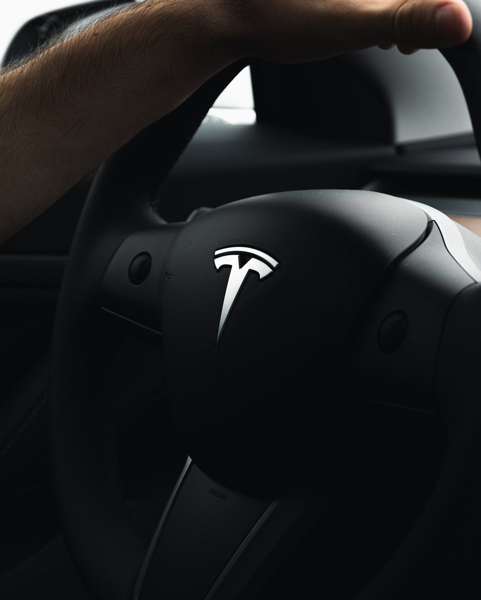 cryptojuke's tweet image. Hands down the best car i've ever owned 
@Tesla @elonmusk 

#Tesla #Model3