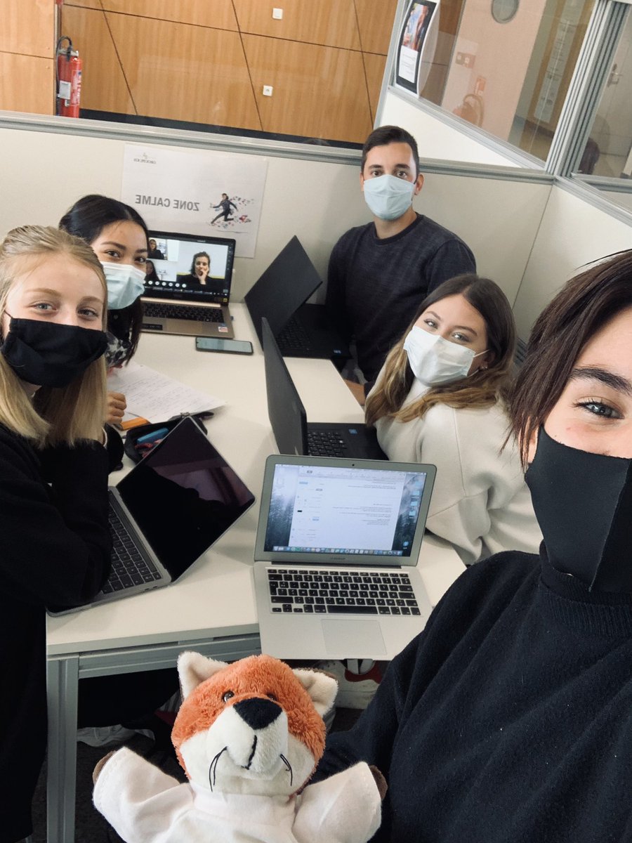 Dernière rencontre du #TourEmedia2020 avec <a href="/AlizeeMarty/">Alizée Marty</a> de <a href="/viaOccitanieTV/">viàOccitanie</a> ! Ancienne étudiante à l’ISCPA, Alizée nous parle de son métier : JRI 🎥 ! <a href="/RookieIscpa/">Rookie</a> s’est un peu incrusté pendant l’interview.. 🦊 
#teamiscpa #toulouse #G1