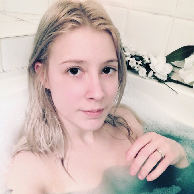 Another throwback set. It was actually the second set I ever had published! A bath all to my Selfie is<a href="/tag/selfie"class="tags"><span>#selfie</span></a><a href="/tag/model"class="tags"><span>#model</span></a><a href="/tag/bathtime"class="tags"><span>#bathtime</span></a><a href="/tag/bath"class="tags"><span>#bath</span></a><a href="/tag/yeg"class="tags"><span>#yeg</span></a><a href="/tag/yegmodel"class="tags"><span>#yegmodel</span></a>