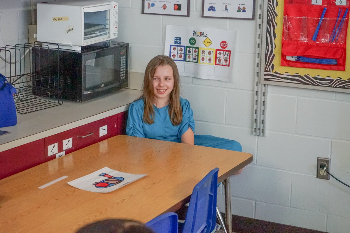 WorcesterSystem's tweet photo. I am so blessed to be able to welcome our Cedar Chapel Special School students back in their school today! -LT #Stage2FirstDayTour #WeAreWorcester https://t.co/cwCFUQUo82