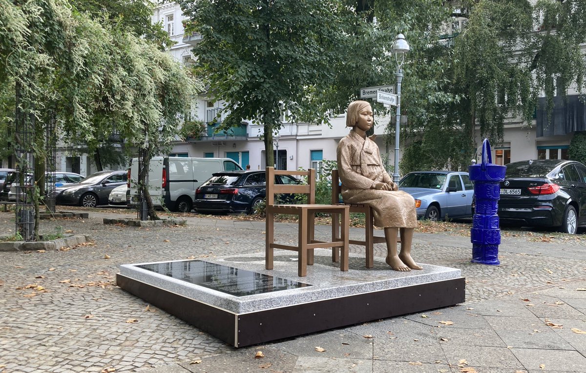 Korea Verband Da Ist Sie Unsere Friedensstatue In Berlin Moabit Wurde Enthullt Justiceforcomfortwomen