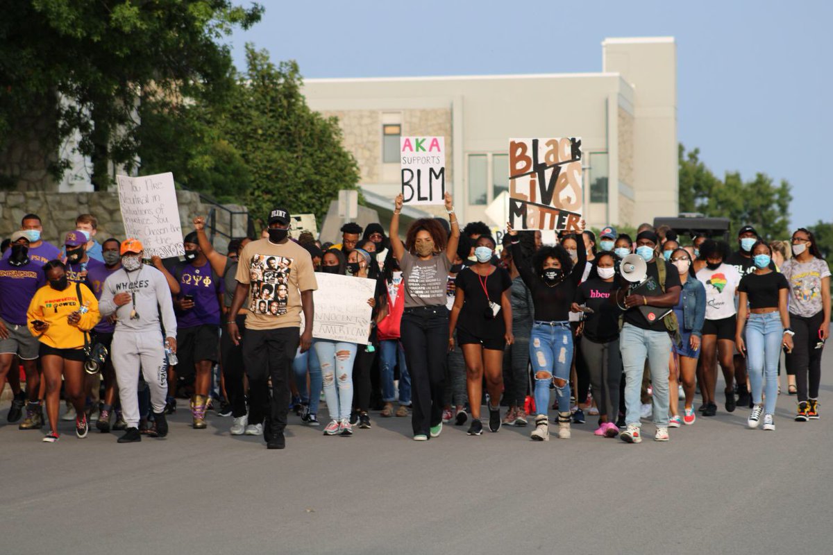 MuleskinnerUCM's tweet image. UCM students gathered at the “Together We Stand” event to discuss racism, social injustice and other discriminatory practices in the United States. 

Read more about this event on our website. 

muleskinnernews.com