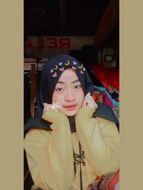 Nadiahhh14's tweet photo. Cute?🙂 https://t.co/Wb2rp25OQp