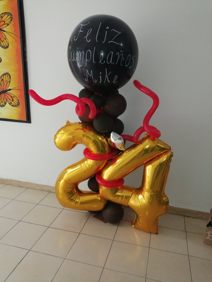 ClubOficialMR's tweet photo. Esperamos que que te haya gustado la sorpresa que te mandamos, sabes que es con mucho cariño de parte del Club Ronderitas de Corazón.☺️ @Michaelronda  Te amamos ❤️

FELIZ CUMPLE MIKE https://t.co/EsJUufJqj0