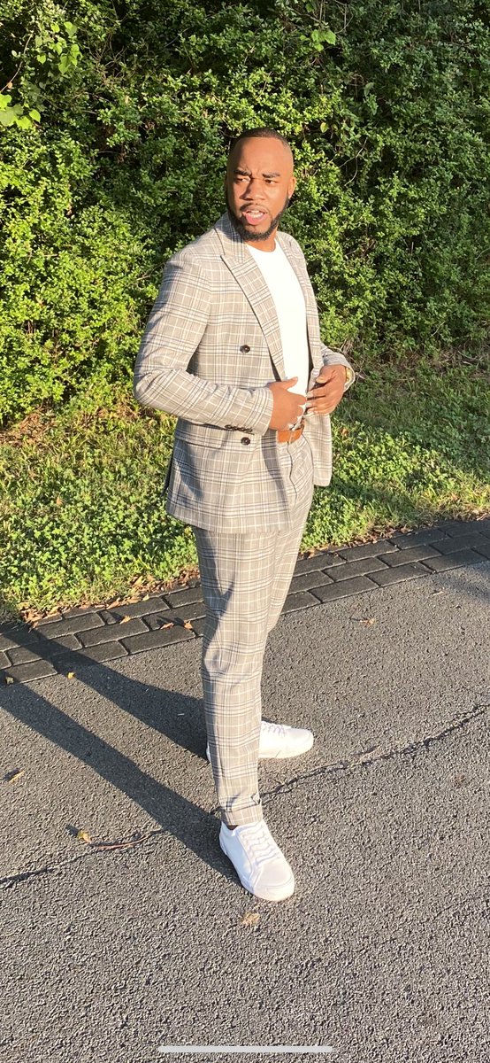 DJLouisP's tweet photo. I look like a kool mill. #ItsTimeForThat https://t.co/Rk2pCM9DVG