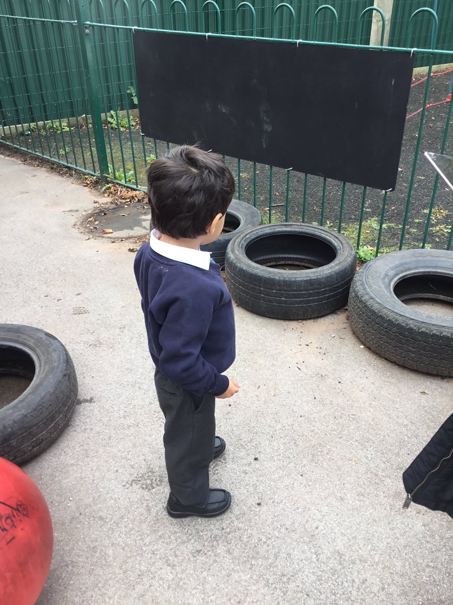We went on a shape hunt to look for circles in maths today! <a href="/SmithdownPr/">Smithdown Primary</a> <a href="/SmithdownPrimR/">SmithdownRecep</a>